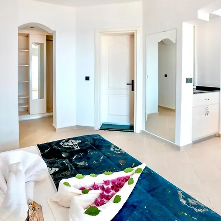 Tropical Suits * Oludeniz