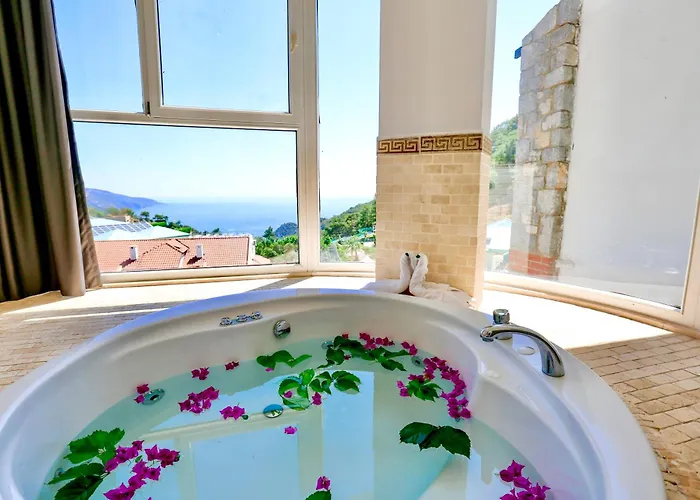 Tropical Suits * Oludeniz